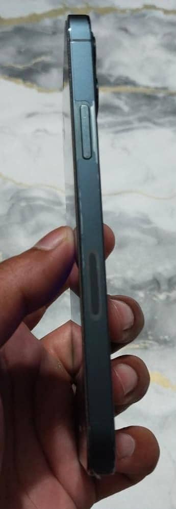 Apple iPhone 12 Pro 1