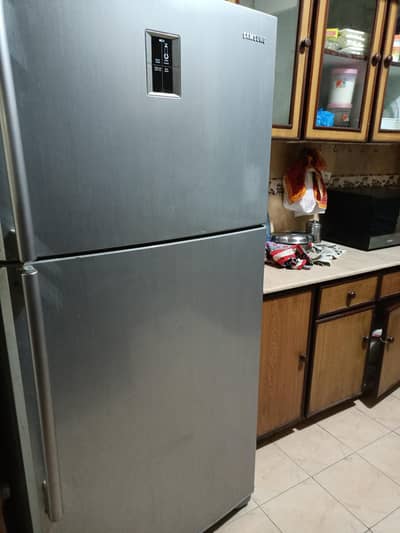 Refrigerator For Sale