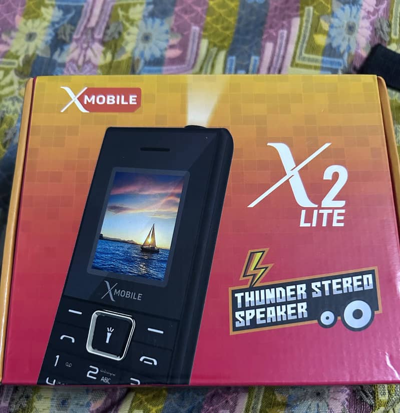 XMobile D4 Lite 1
