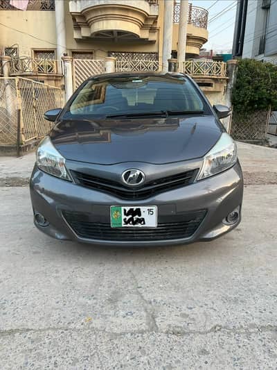 Toyota Vitz 2012