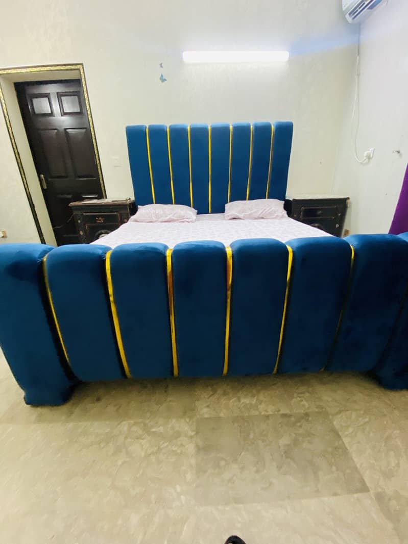 Single King size Bed 0