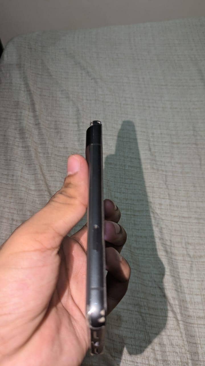 Google Pixel 8 2