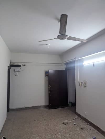 2 Rooms Flat For Bachelors