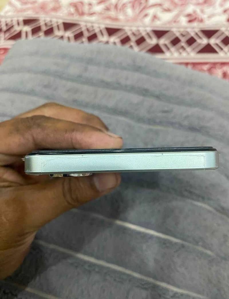 Realme Note 60 2