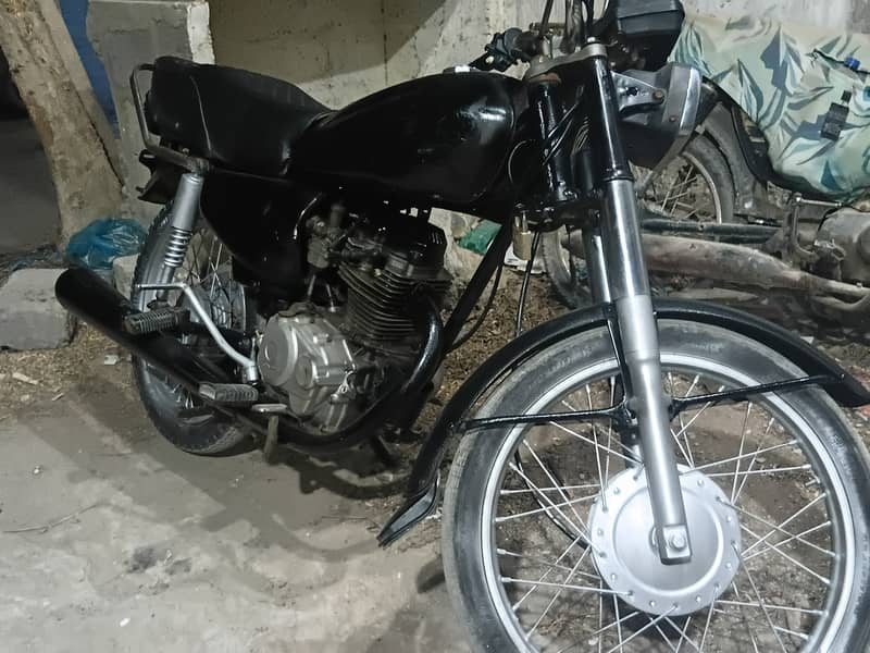 Unique 125 0