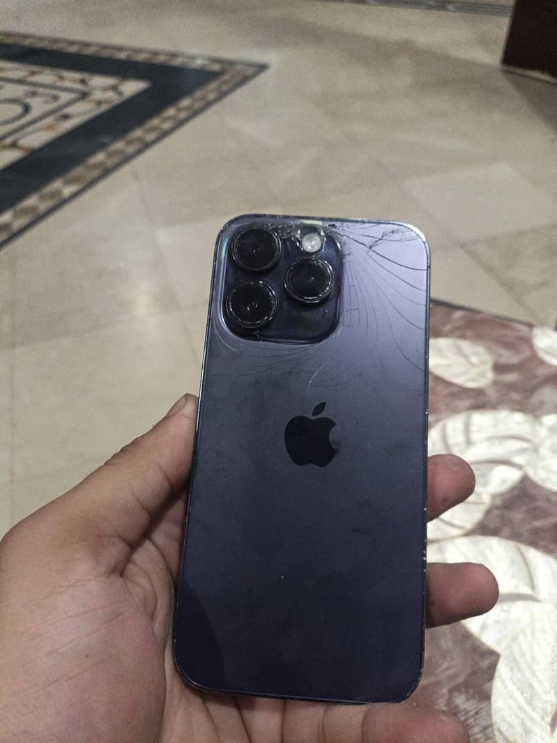 Apple iPhone 14 Pro 0