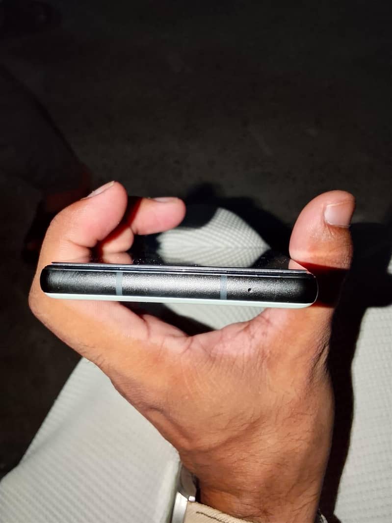Google Pixel 6a 4