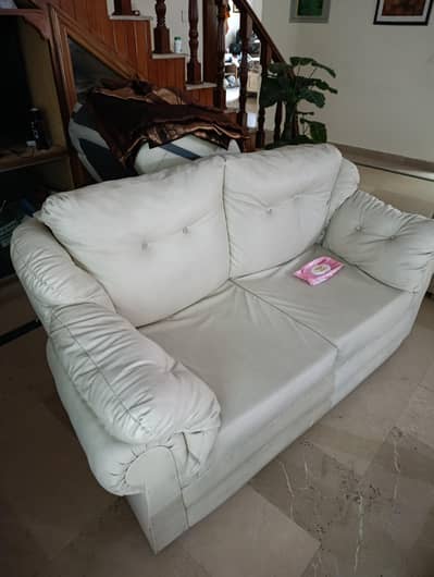 beautiful and outstanding 7 seater sofa set with centre table