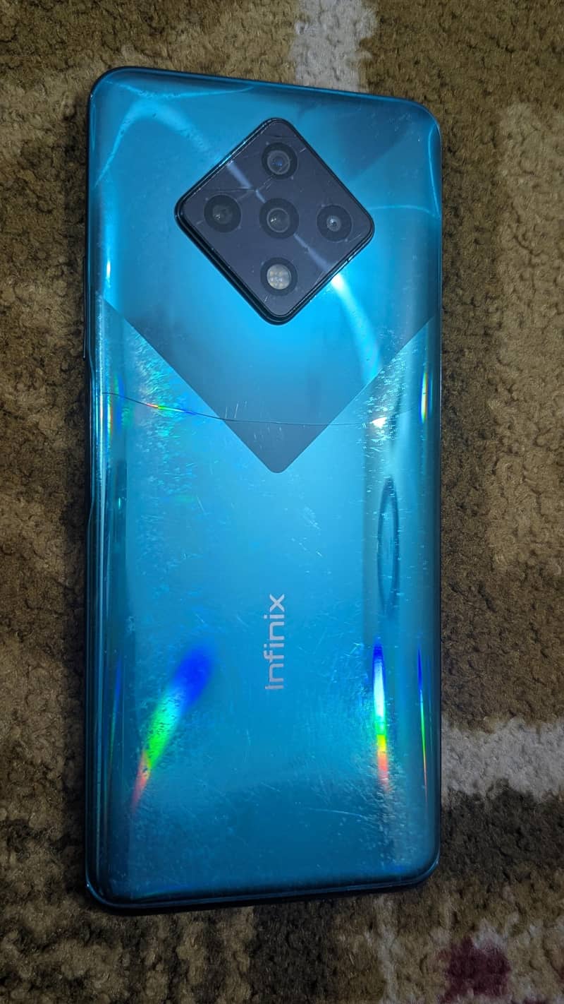 Infinix Zero 8 1