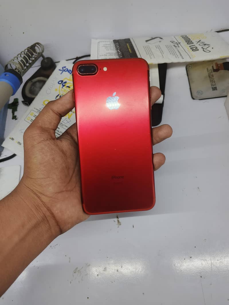 Apple iPhone 7 Plus 4
