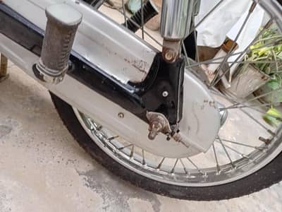 Yamaha junoon 100  (03041239189)