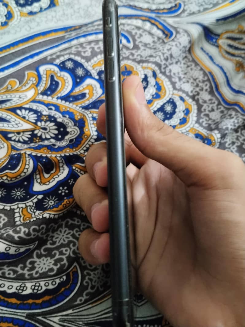 Apple iPhone 7 Plus 2