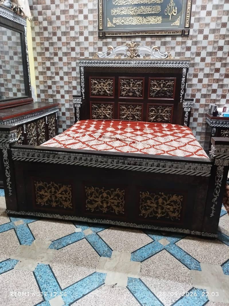 bed 2 side table's dressing 1
