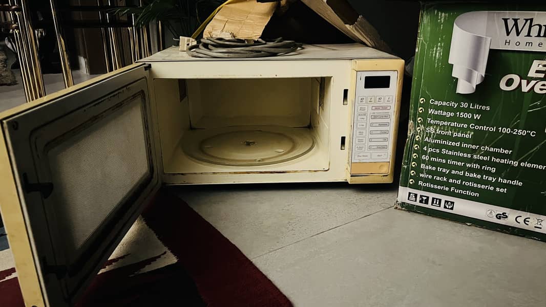 Microwave kitchen oven 3