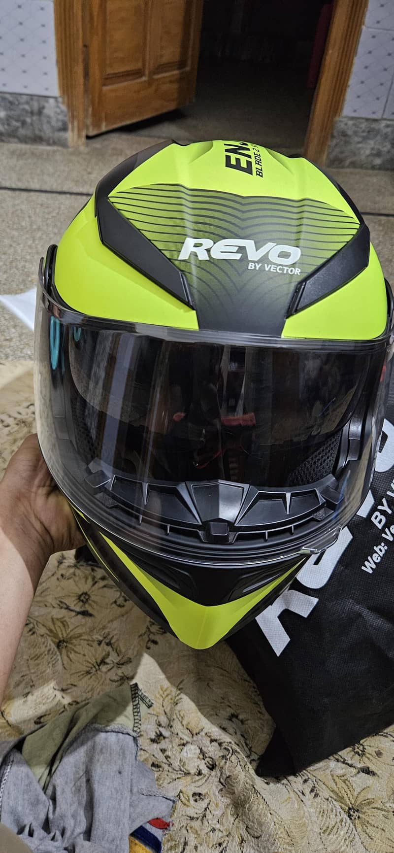 Revo by Vector 6