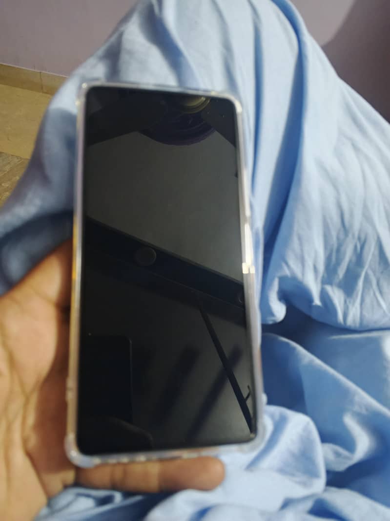 Tecno CAMON 20 Pro 1