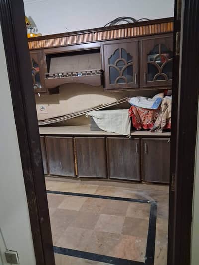 5 marla 2nd floor for rent