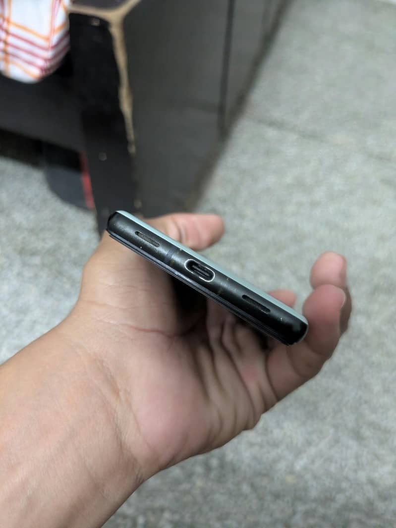 Google Pixel 6a 1