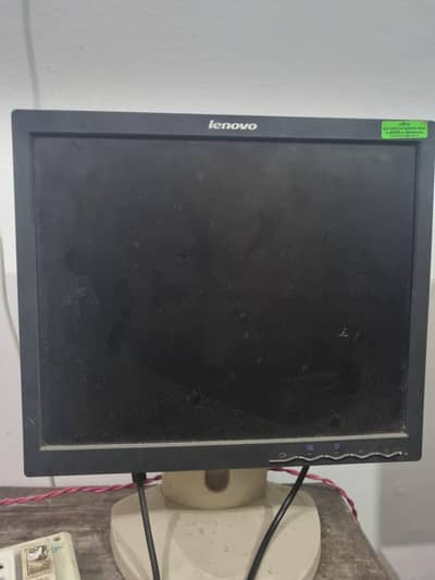 17 Inches Monitor Lenovo