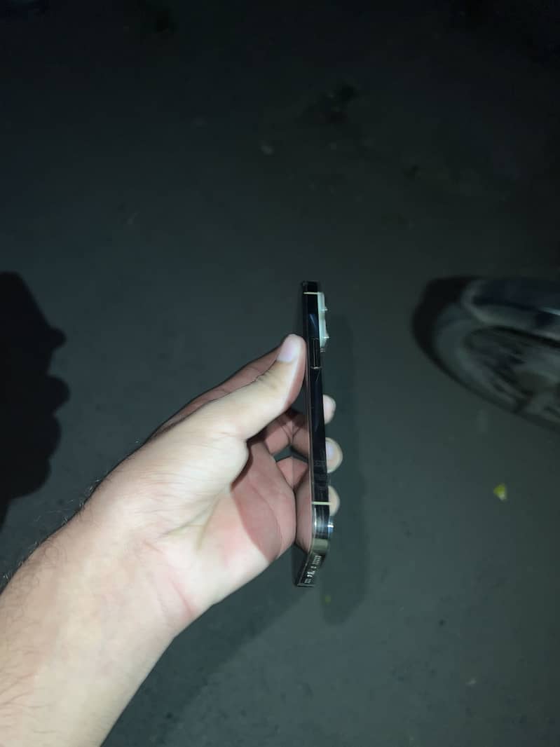 iPhone 14 Pro mdm 1