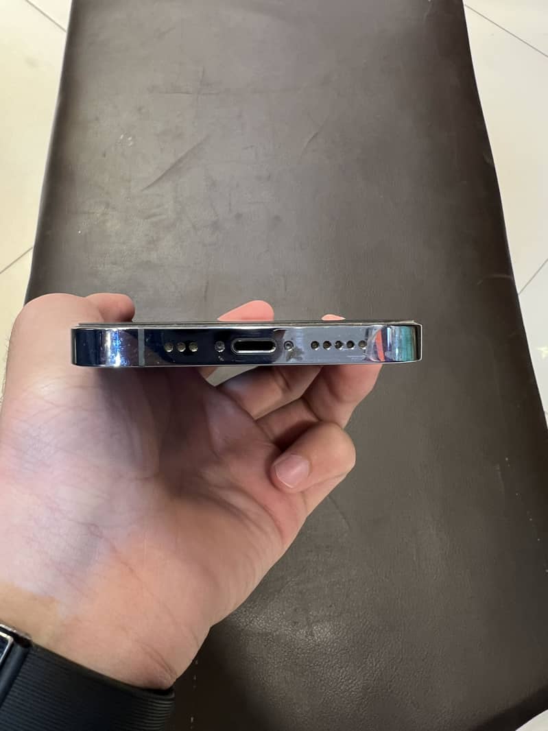 Apple iPhone 13 Pro 7