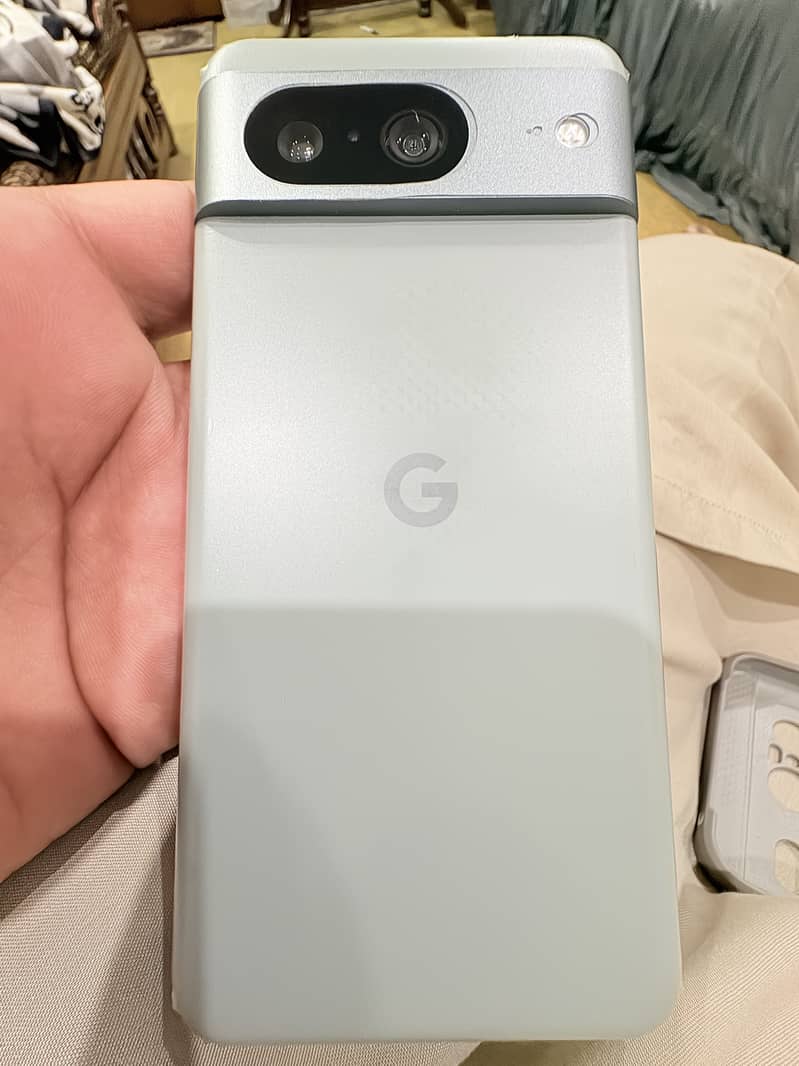 Google Pixel 8 3