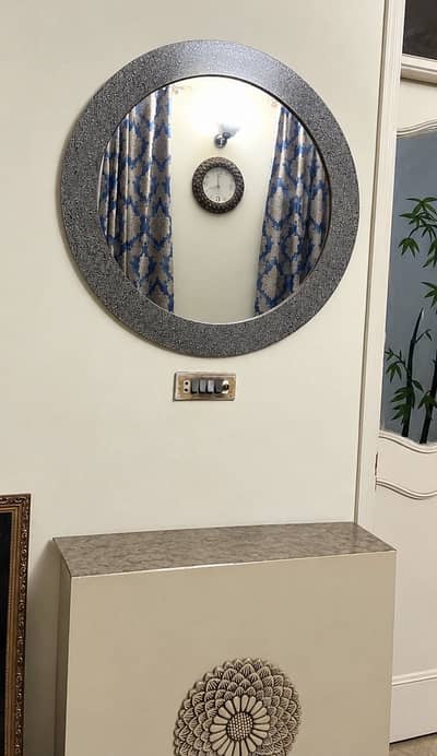 Console table