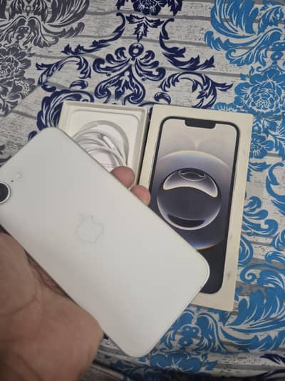 Apple iPhone 16e