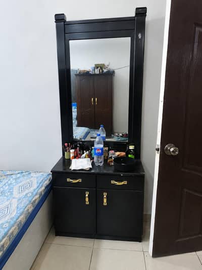jumbo Size Dressing Table for sale