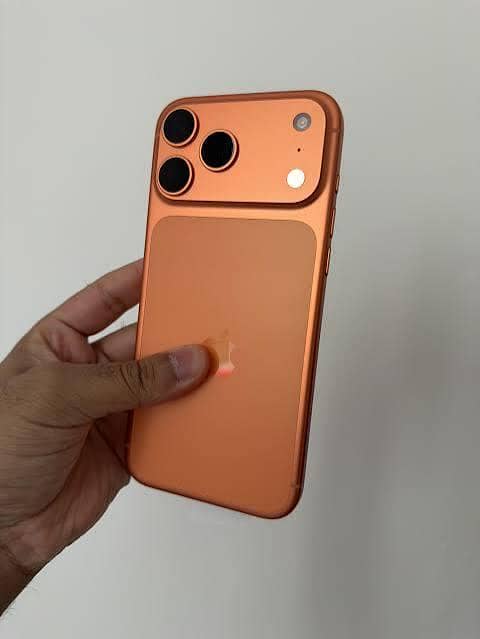 Apple iPhone 17 Pro Max 0