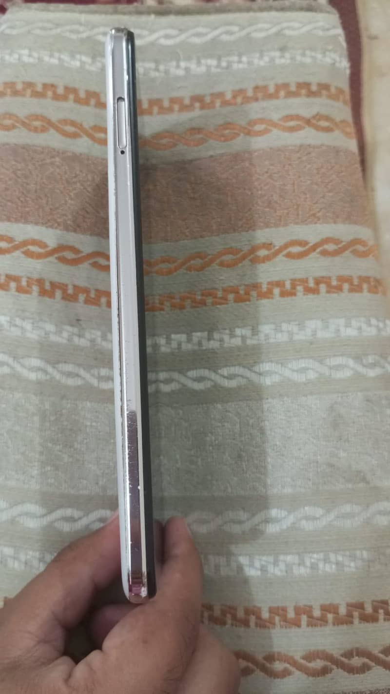 Tecno camon 18P 3