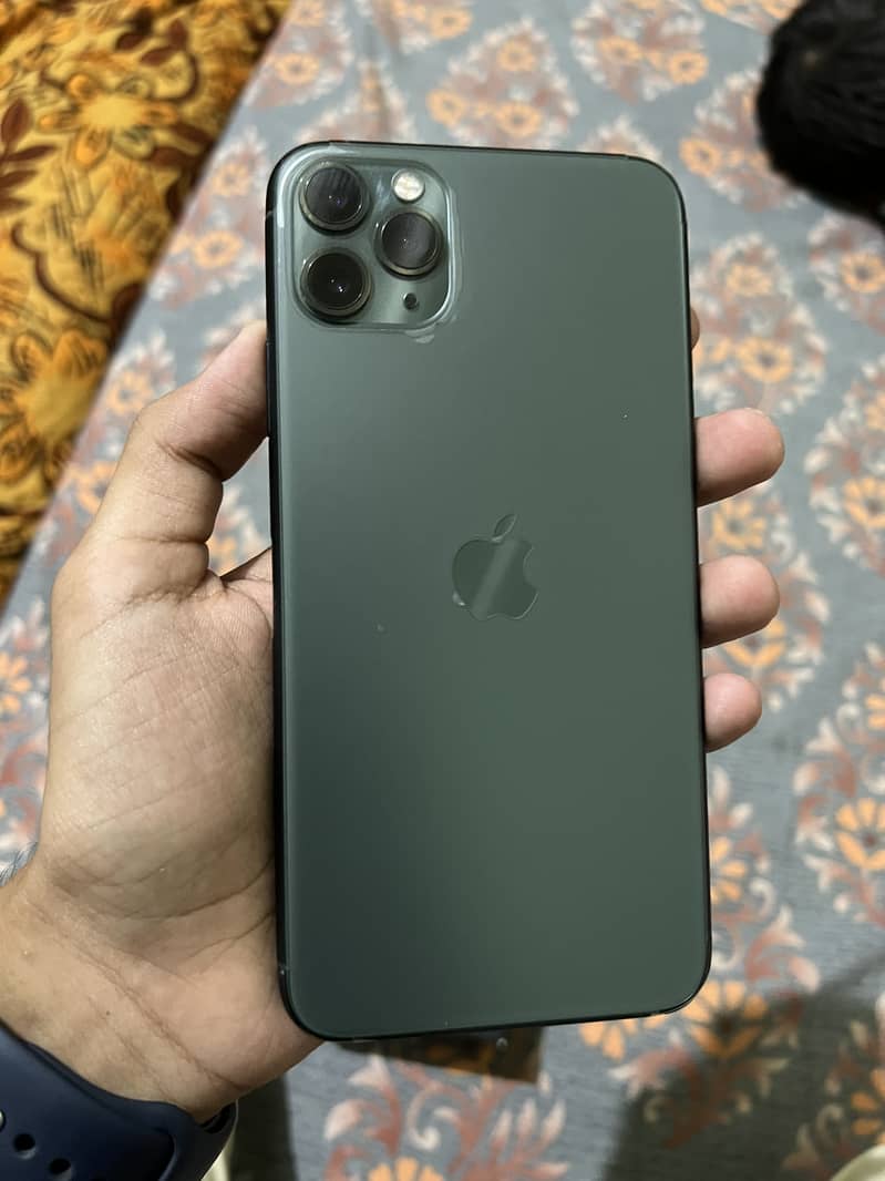 Apple iPhone 11 Pro Max 1