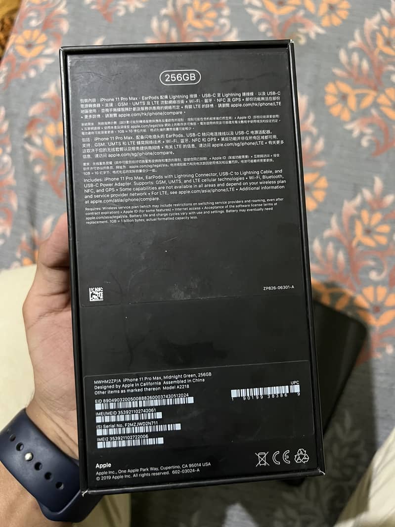 Apple iPhone 11 Pro Max 6