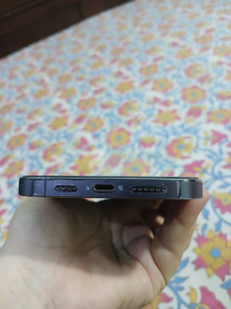 Apple iPhone 14 Pro Max 2