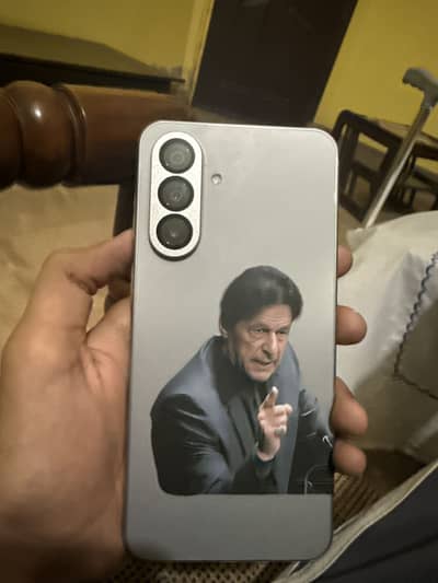 SAMSUNG A17