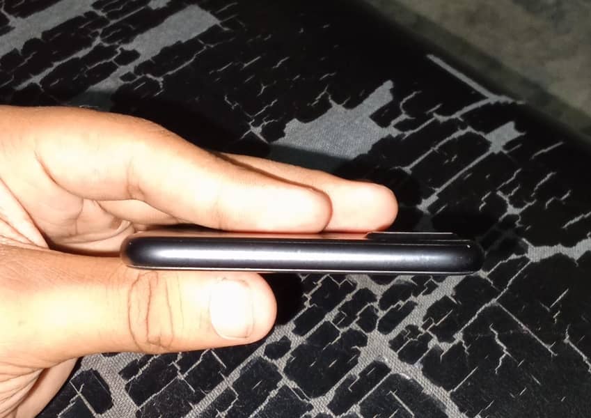 Apple iPhone 7 Plus 3