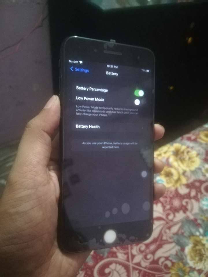 Apple iPhone 7 Plus 0
