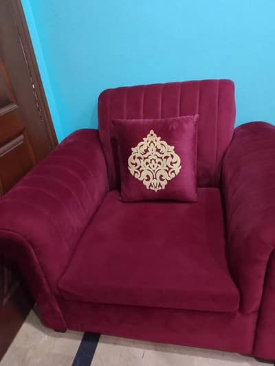 1 Seater & 2 Seater Sofa Set – Comfortable & Stylish
