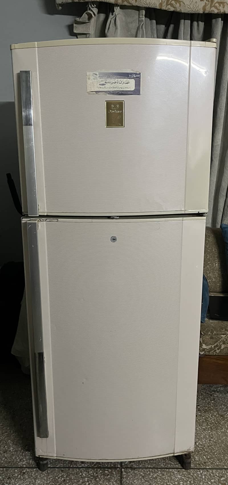 Dawlance medium large refrigrator 1