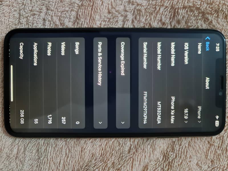 Apple iPhone XS Max 4