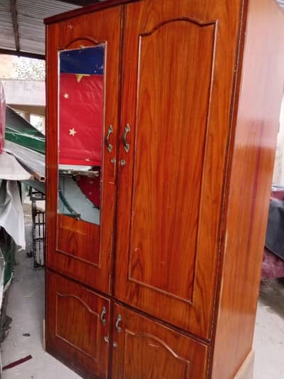 kapdon wali almari wood