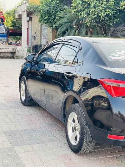 Toyota Corolla GLI 2015