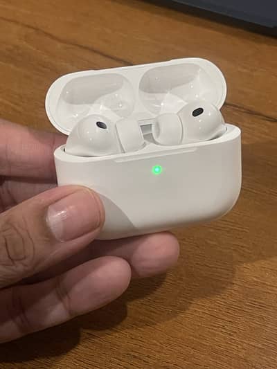 Apple AirPods Pro 3 - 100% Original (1 Day Used)
