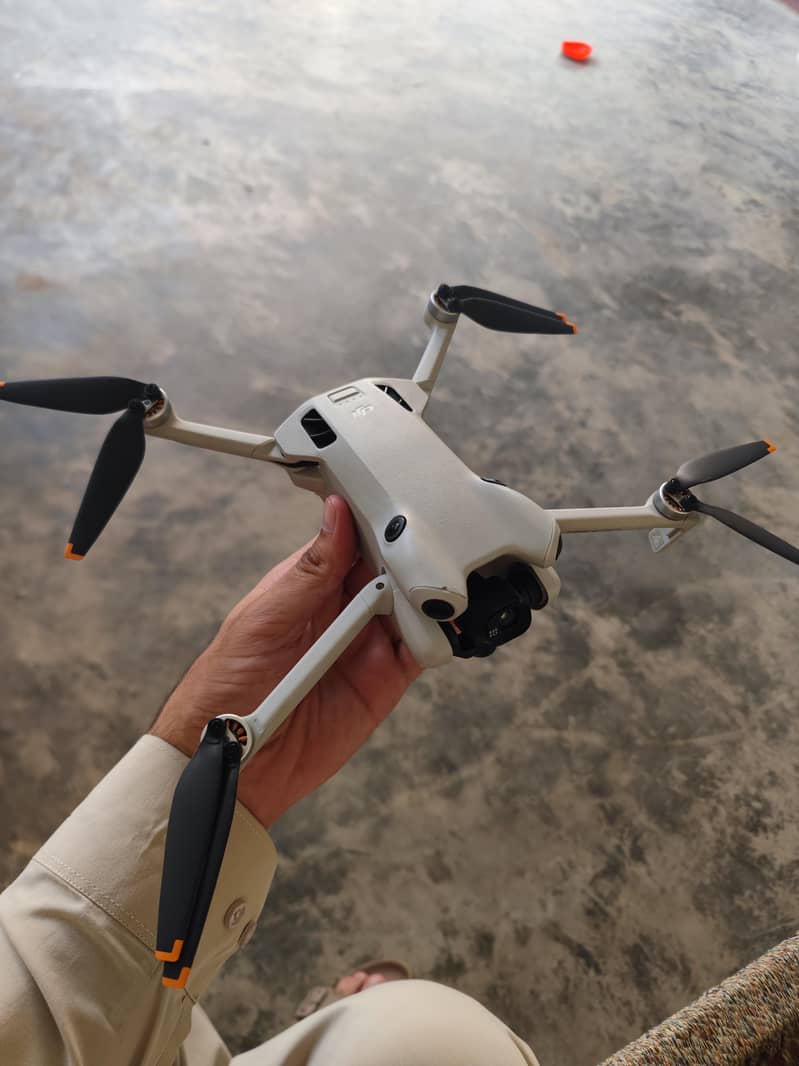 DJI mini 4 pro 2