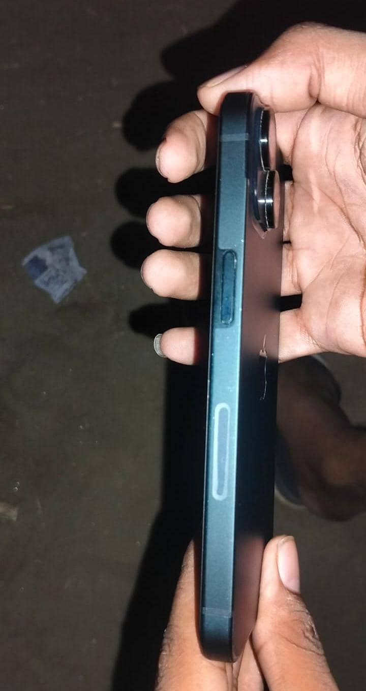 Apple iPhone 14 1