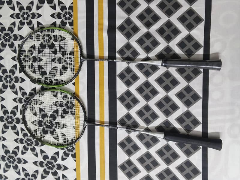badminton rackets 0