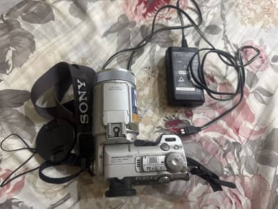 Sony DSC-F717 ( MPEGMOVIE HQX)