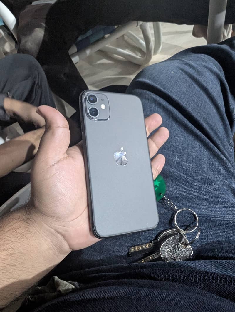 Apple iPhone 11 0