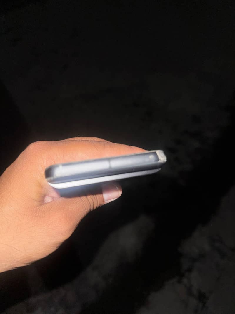 Google Pixel 8 1