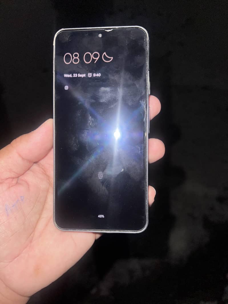 Google Pixel 8 5